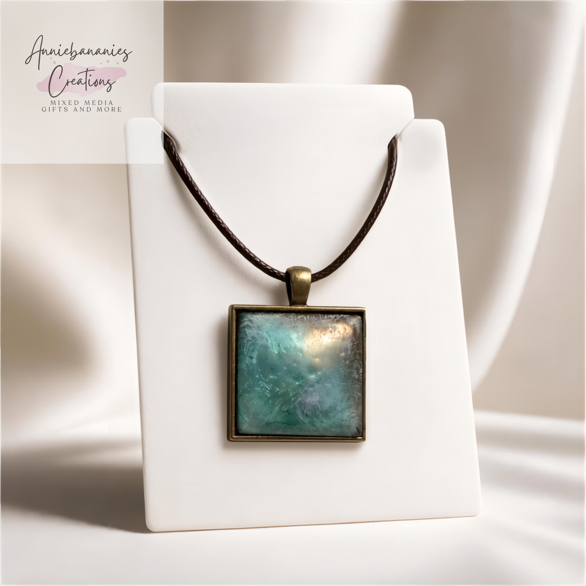 Turquoise and Bronze Marbled Pendant Necklace